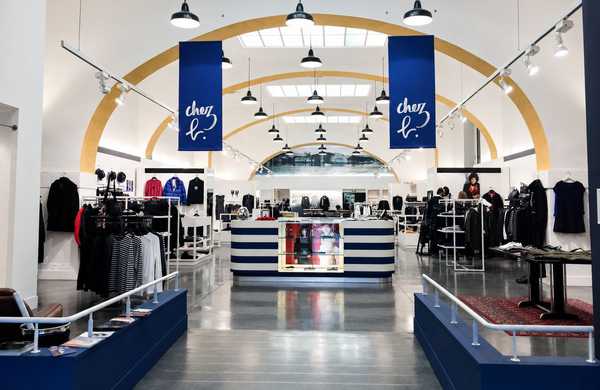Architecture commerciale d'une boutique Agnes B
